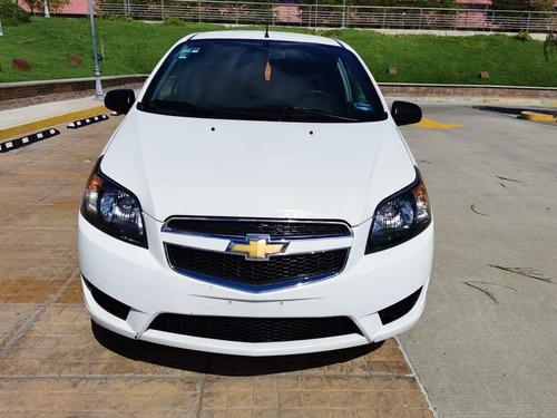 Imagen 6 de 15 de Chevrolet Aveo 2017 1.6 Lt Bolsas De Aire Y Abs Nuevo At