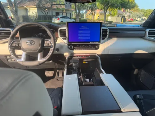 Toyota Sequoia 3.5 V6 Capstone