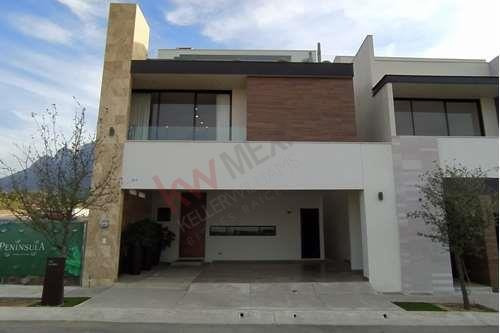 Imagen 1 de 25 de Tu Casa En Un Oasis En Medio De La Ciudad