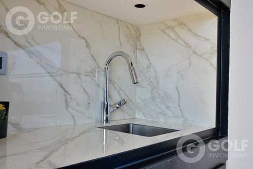 Imagen 28 de 30 de Vendo Apartamento De 3 Dormitorios Y Servicio, Patio. Con Renta. Golf