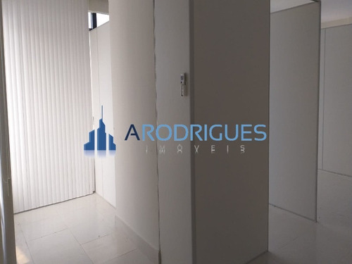 Imagem 6 de 10 de Oportunidade De Sala Comercial Pra Alugar No Evo Buraquinho,105 M² Nascente Piso Porcelanato, Forro Luninarias, Ar Condicionado, Cortinas! - Sa00085