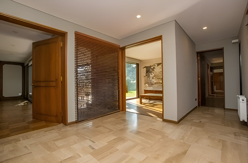 Casa 5d Con Piscina Y Depto. Independiente - Los Dominicos