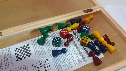 Oficial Jogo De Ludo Tabuleiro Estojo C/ 2 Dados Grandes