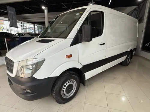 Mercedes-Benz Sprinter Cargo van larga