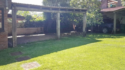 Hermosa E Importante Casa En Altos Del Pinar, Con Piscina!