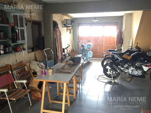 Casa Con Departamento Y Dos Cabañas En Venta - 246 M2 Totales - Lote 1000 M2 - A 15 Cuadras Del Centro
