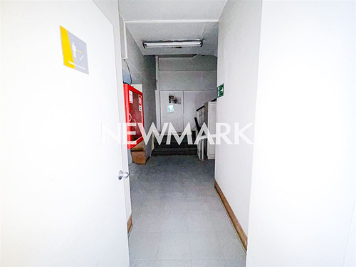 Local Comercial En Arriendo En Iconico Edificio