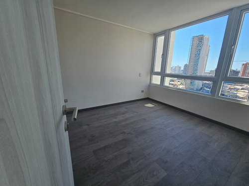 Arriendo Excelente Departamento Nuevo . Edificio Paradise