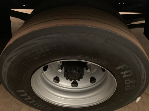 Imagem 9 de 13 de Volkswagen 13.190 Constellation Baú 2020