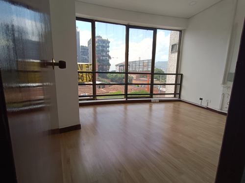 Se Vende Hermosa Oficina En El Poblado