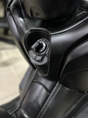 Yamaha X-max 2021