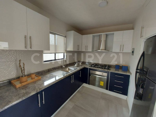Imagen 3 de 16 de Casa En Fraccionamiento Con Amenidades