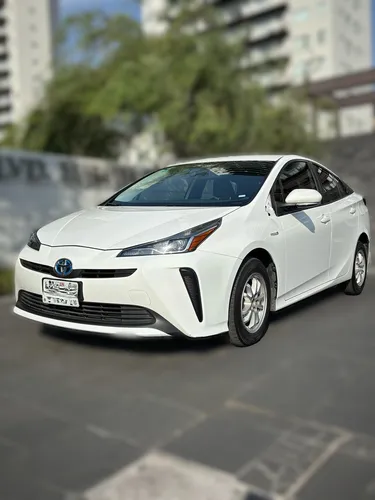 Toyota Prius HYBRID BASE 1.8