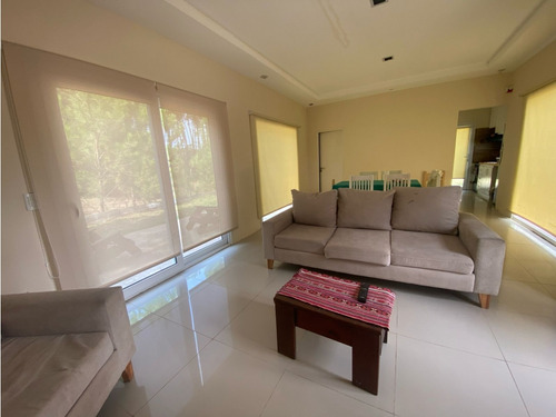 Casa En Venta Pinamar -bosque En Cul De Sac Abadejo