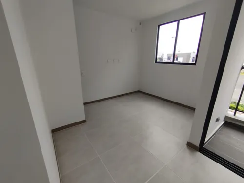 Apartamento En Arriendo En Parque Natura. Cod A11651