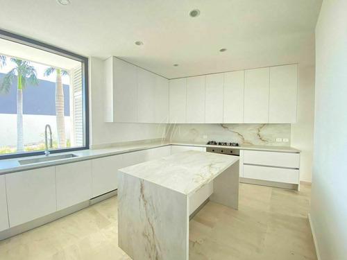 Imagen 8 de 30 de Casa En Venta En Cancun La Marina, Puerto Cancun