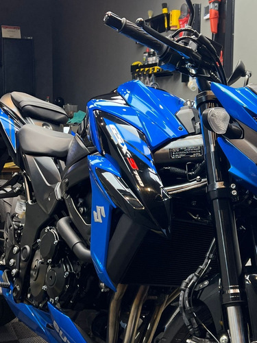 Imagen 4 de 7 de Suzuki Gsx S 750