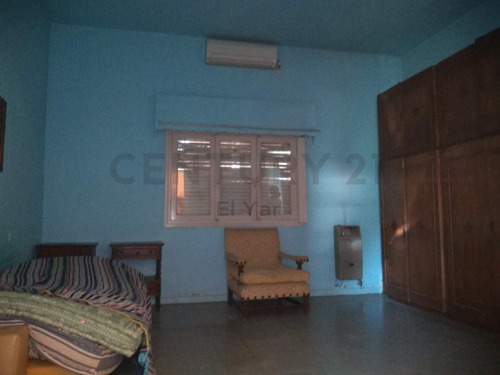 Venta Casa En San Antonio De Areco Con Amplio Terreno - Excelente Ubicacion