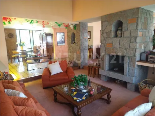 Casa Residencial De Un Piso En Venta, Zona Carcaña, Recta A Cholula, Puebla