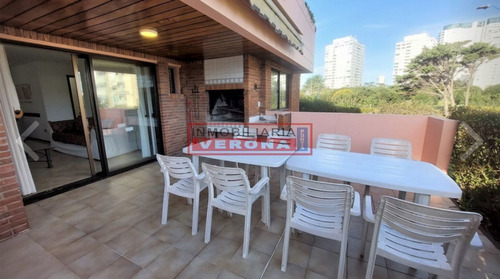 Imagen 9 de 25 de Venta De Apartamento 3 Dormitorios En Playa Mansa, Punta Del Este
