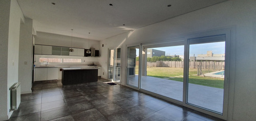 Imagen 18 de 30 de Casa En Venta Ubicado En San Rafael, Villanueva, Tigre