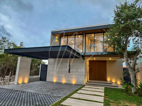 Casa En Venta En Cancun En Lagos Del Sol