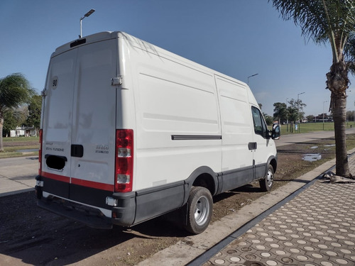 Imagen 3 de 12 de Iveco Daily 2020 3.0 Furgon 55c16 H2 155cv 12.3m3 3300