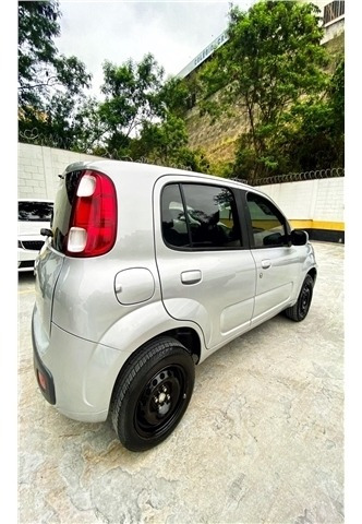 Fiat Uno 1.0 Evo Vivace 8v Flex 4p Manual