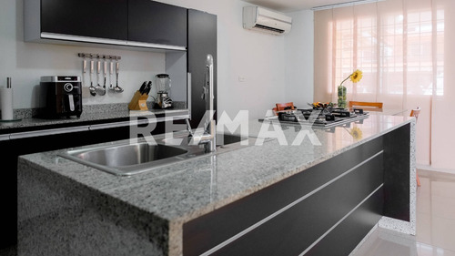 Imagen 6 de 29 de Adriana Castellanos Vende Hermoso Townhouse En Exclusivo Conjunto Privado, Los Frailes San Diego, Cod 147255