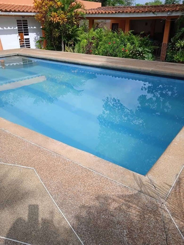 Casa En Venta Higuerote Club Campestre El Paraiso A Iz