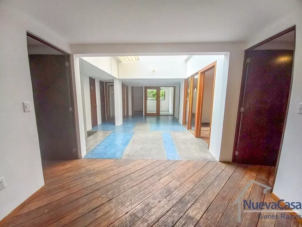 Casa Con Uso De Suelo Para Oficinas En Escandon! 380m2