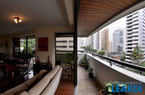 Imagem 11 de 15 de Apartamento - Aclimação - Sp - 628464