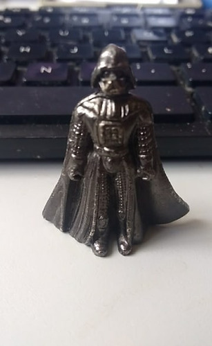 2005 Lucasfilm Darth Vader Metal Figure 4 Cms (Usado)