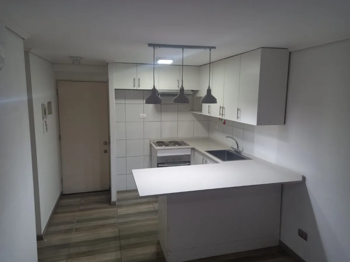 Imagen 1 de 11 de Se Arrienda Departamento Con Patio Privado