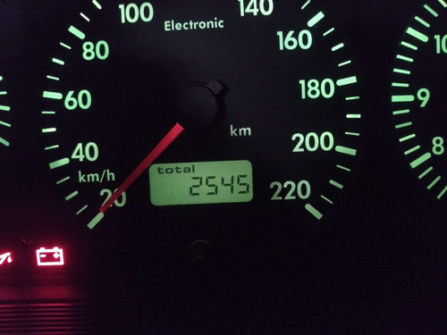 Quantum 99 Sl 1.8 Com 2.500 Km