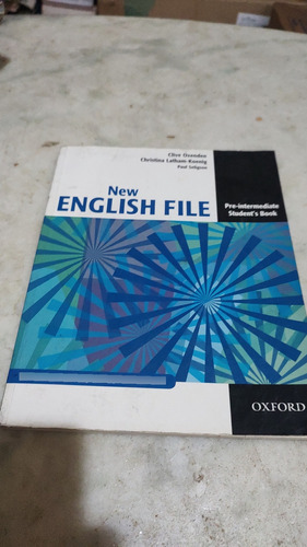 New English File Pre -intermediate Student's Book 