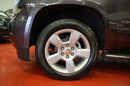 Chevrolet Suburban 5.3 Ltz V8 4wd 2da Cubo At