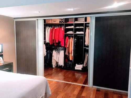 Casa (uso Comercial) En Venta, Cerro De Las Rosas. En Pleno Tejeda, Zona Norte