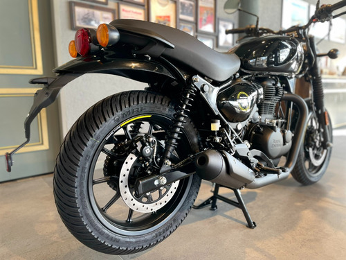 Imagen 11 de 25 de Royal Enfield Hntr 350 Rebel Black