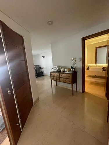 Venta De Excelente Residencia En La Col. San Jerónimo