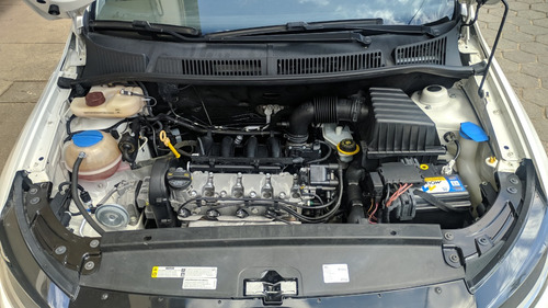 Volkswagen Fox 1.6 Comfortline Total Flex 5p