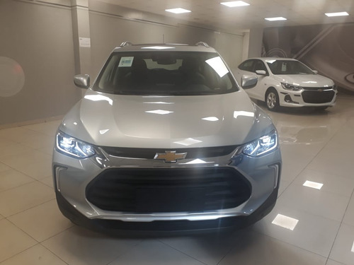 Imagen 5 de 25 de Chevrolet Tracker Premier Turbo 2023 E/i Go