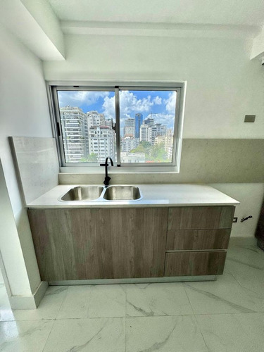 Rento Apartamento De 2 Habitaciones En Piantini