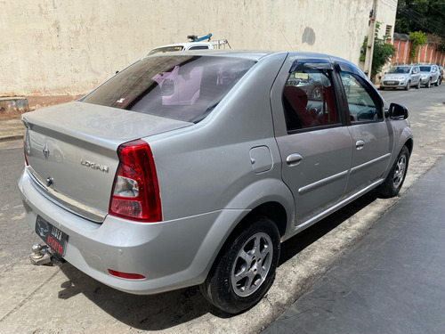 Renault Logan 1.0 16v Expression Hi-flex 4p