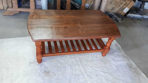 Imagen 2 de 2 de Mesa Ratona De Algarrobo Primera Calidad