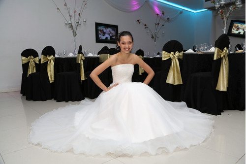 Imagen 3 de 10 de Fotógrafo Profesional Fotografia-bodas-15 Años-eventos