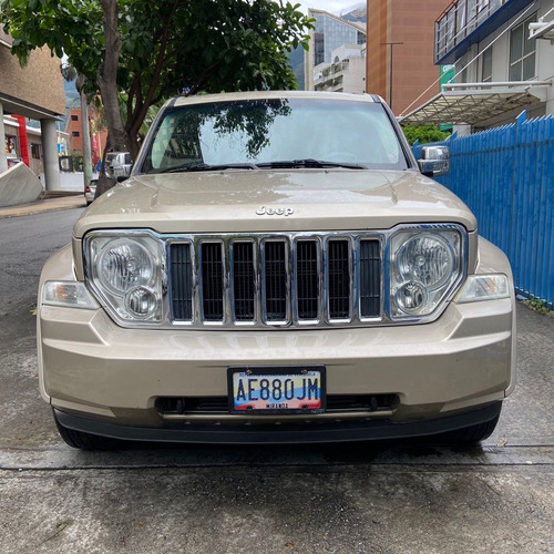 Imagen 10 de 10 de Jeep Cherokee 4x4 2012