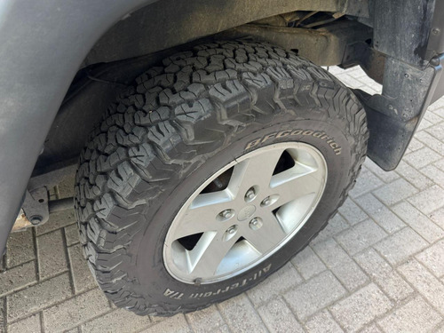 Jeep Wrangler 3.8 Sport
