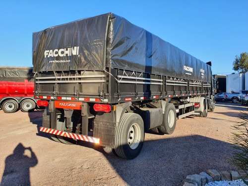 Imagem 3 de 9 de Scania P360 6x2 2014 + Graneleira Facchini 1+1 2021 Com Pneu
