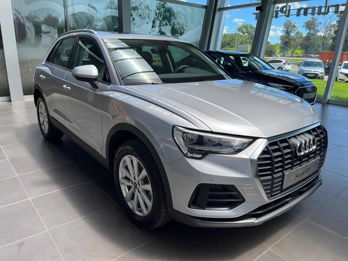 Audi Q3 1.4 35tfsi 150 Cv